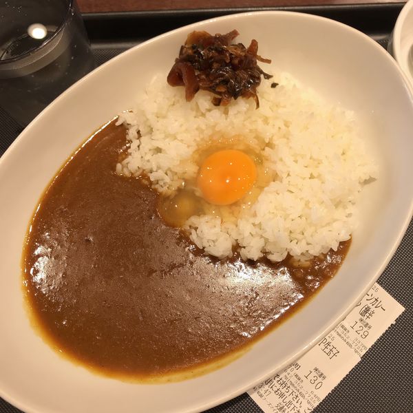 「プレーンカレー少なめ激辛＋生玉子」@マイカリー食堂 ル・シーニュ府中店の写真