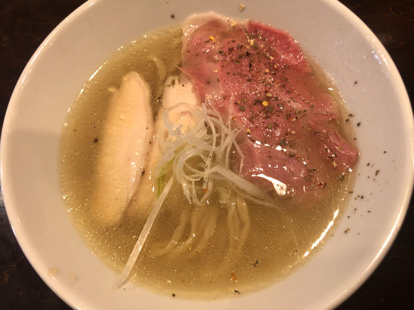 「鶏白湯＋煮干しのラーメン＋濃厚鶏白湯和え玉」@Roto Brewery 麺や 天空の写真