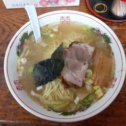 塩ラーメン　750円