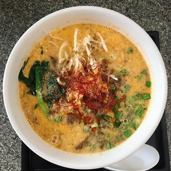 「白胡麻担々麺　¥780」@担々麺 たかはしの写真