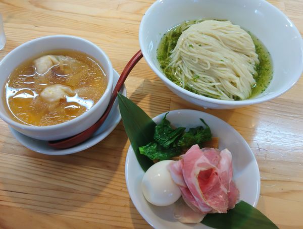 「限定 春のつけ麺」@自家製麺 くろ松の写真