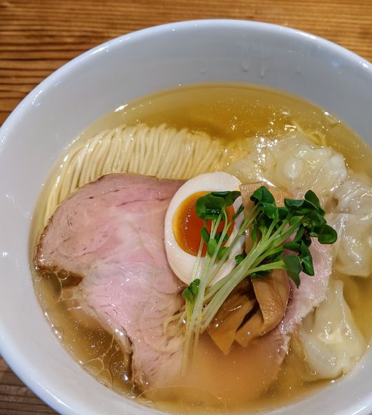 「わんたん塩中華そば　850円」@いしかわやの写真