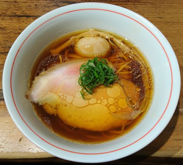 「味玉醤油ラーメン」@ラーメン屋 トイ・ボックスの写真
