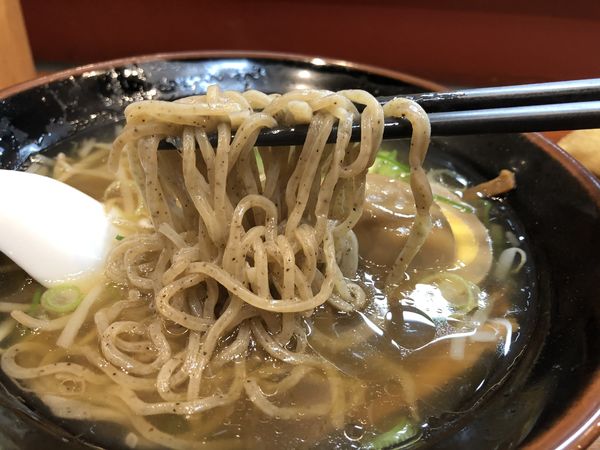 「黒こくメン　¥７７０」@麺味の写真