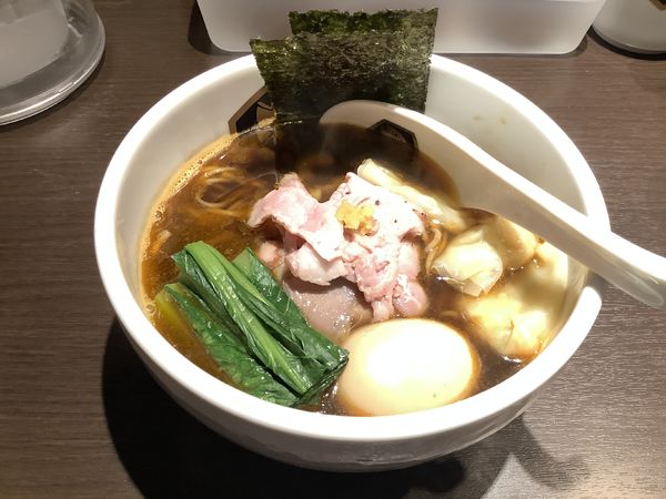 「特製甘えびらーめん」@真鯛らーめん 麺魚 神保町店の写真