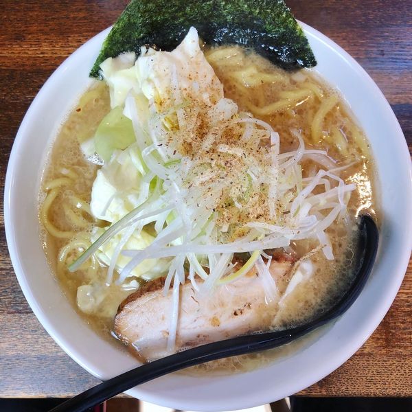 「ぶうとと（太麺大盛）」@信州麺屋 とんずら －カエン－の写真