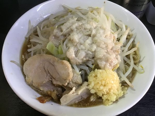 「ラーメン中800円(ニンニクアブラ)」@ハングリーピッグの写真
