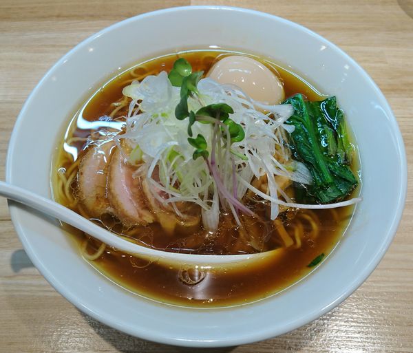 「中華ソバ味玉入り」@中華ソバ ビリケンの写真