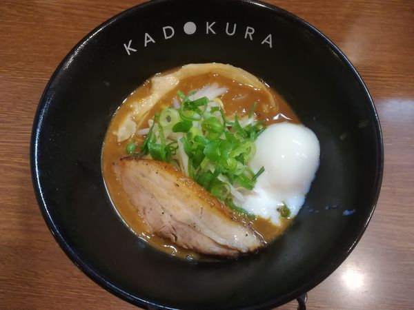 「温玉カレーらーめん」@らーめん門蔵の写真