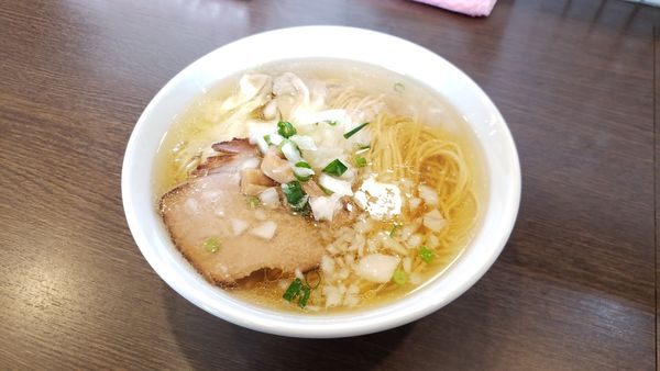 「塩ワンタン麺」@中華そばイデタの写真