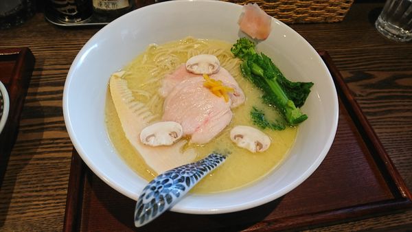 「Ra-men鶏白湯」@メンドコロ Kinariの写真