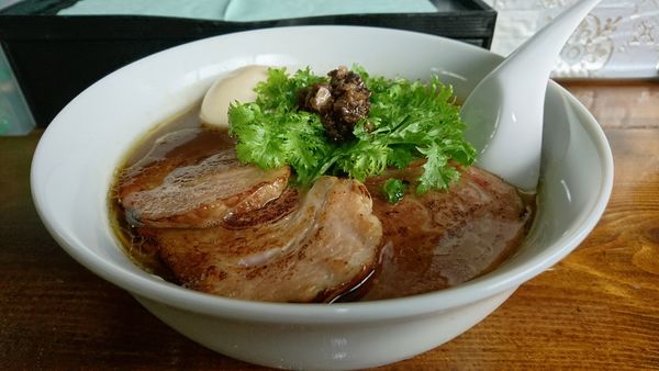 「【昼】特製白トリュフ香るシャンピニオン出汁のラーメン」@epilogue08の写真