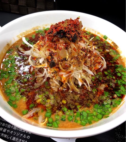 「汁あり担々麺(辛さ痺れ4.一口ライス.付け合わせ付)」@陳麻婆豆腐Maejimaの写真