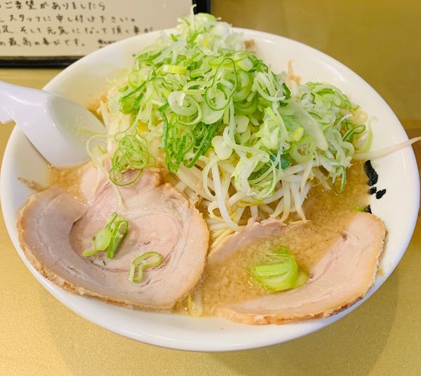 「しょうゆ（細麺・固め・脂普通￥770）」@超ごってり麺 ごっつ 秋葉原店の写真