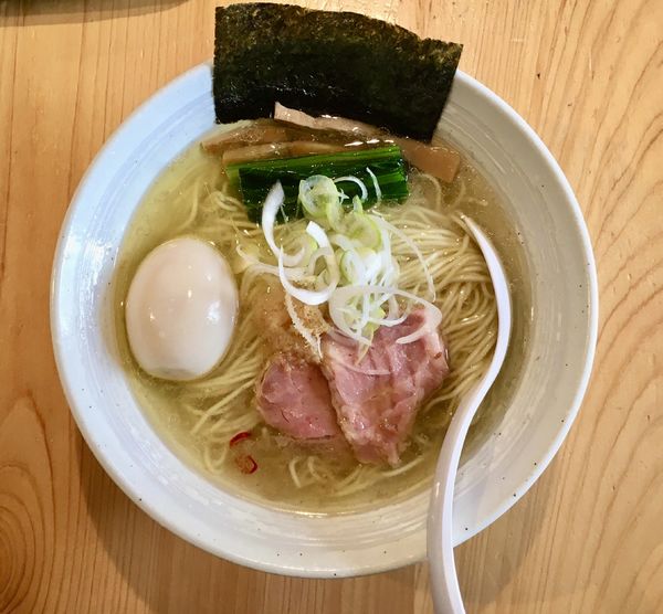 「アサヒプレミアム熟撰→味玉らぁ麺塩＋チャーシューハーフ盛」@麺屋 さくら井の写真