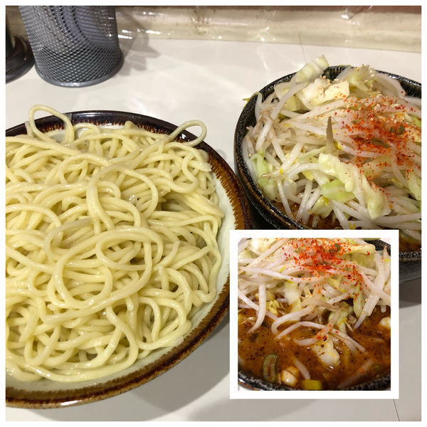 「【限定】もり赤マー油 820円 麺カタメ 野菜 120円」@所沢大勝軒の写真