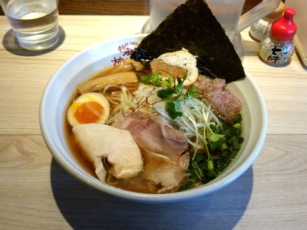 「鶏中華ソバ醤油」@らあめんとおばんさい 麺乃夢恋の写真