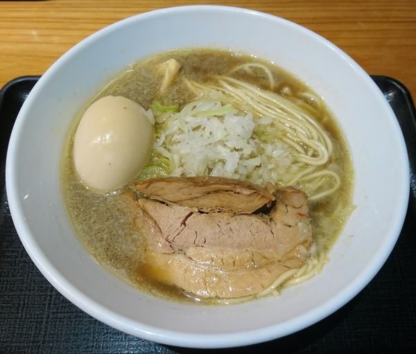 「煮干そば＋味玉」@つけめん・らーめん・煮干そば 金狼の写真