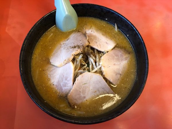 「チャーシューみそラーメン（ネギ抜き）」@手打ラーメン珍来 谷田部IC店の写真