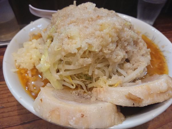「中ラーメン ＋豚」@ラーメン豚力の写真