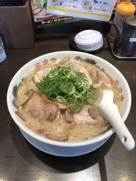「チャーシュー麺（ランチサービス大盛）¥870-」@来来亭 ユリノキ通り店の写真