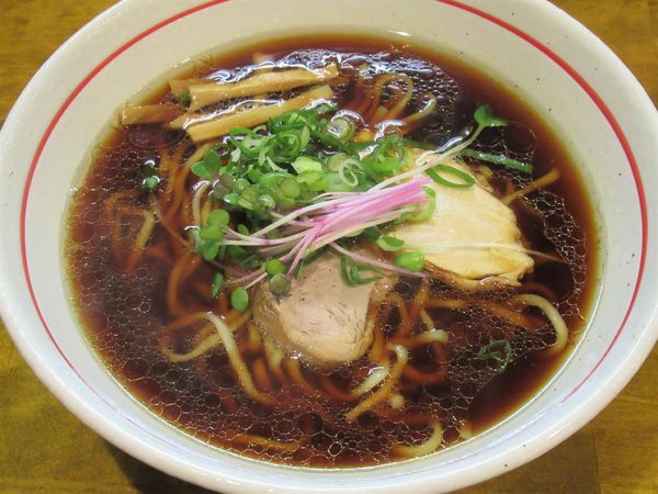 「正油らー麺（780円）」@麺屋 ぬまたの写真