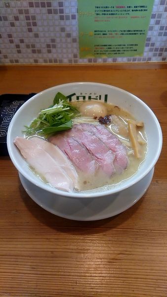 「特製イロドリラーメン」@ラーメン イロドリの写真
