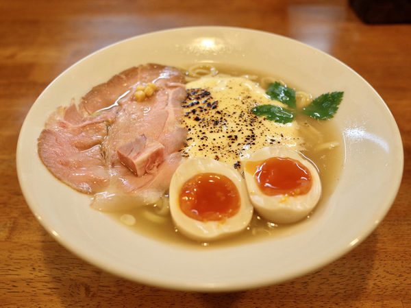 「‪味玉フォルマージュらぁ麺…1100円‬」@らぁ麺はうす Sumika0の写真