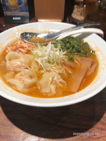 「エビワンタン大盛り」@壱鵠堂 新横浜店の写真