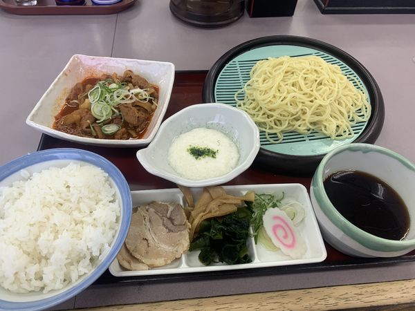 「赤パンチ定食　ラーメンセット」@山田うどん 主水店の写真