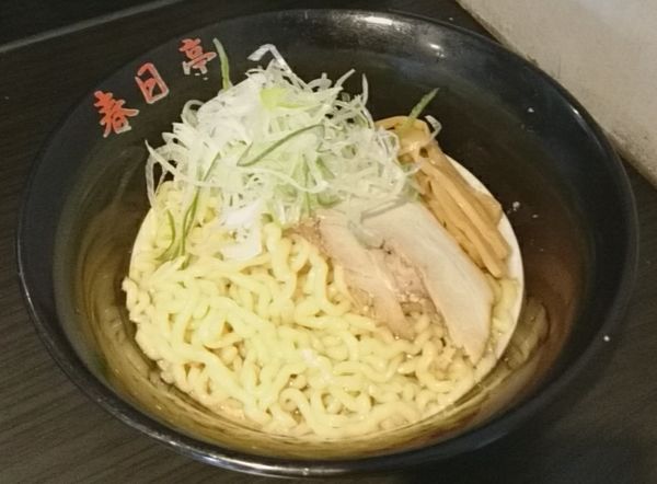 「しょうゆ油そば」@油そば専門店 春日亭 五反田店の写真