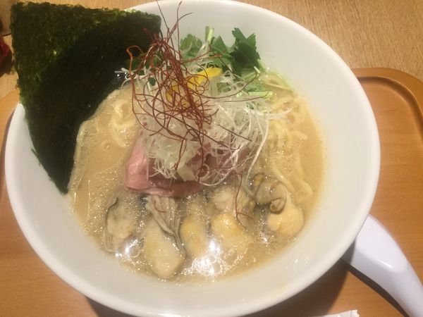 「牡蠣の味噌ら～めん（￥950）【寿製麺よしかわ】」@むぎくらべの写真