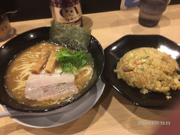 「特濃中華そば＋小チャーハン」@特濃中華そば龍桜の写真