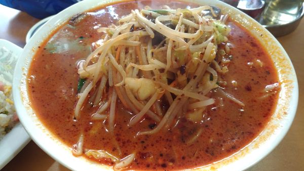 「辛い味噌ラーメン」@中国菜館 吉祥苑の写真