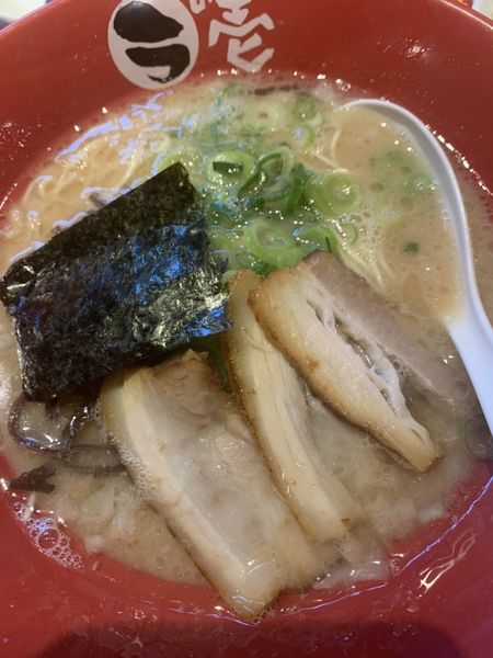 「豚骨ラーメン」@ラの壱 三重川越店の写真