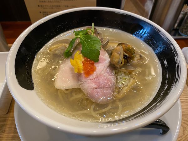 「浅蜊とムール貝の汐そば」@麺処しろくろの写真