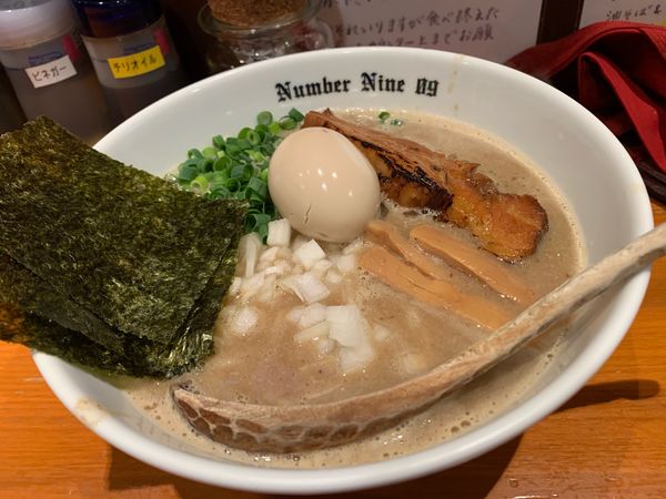 「濃厚らーめん 細麺ver」@麺Dining Number Nine 09の写真