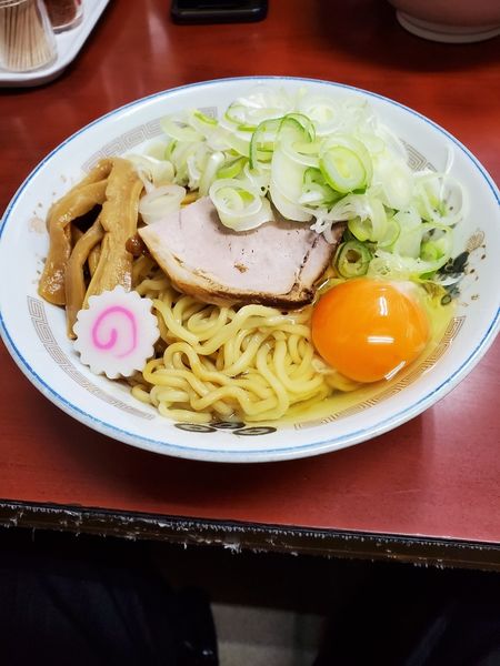 「油そば　生玉子　ネギ盛り」@珍々亭の写真