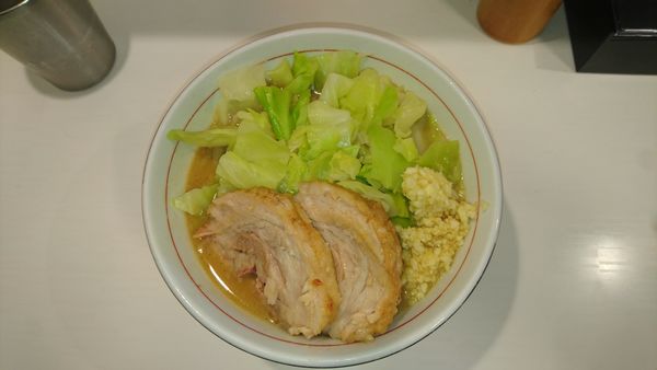 「少ラーメン￥850。ニンニク。」@ハイパーファットンの写真