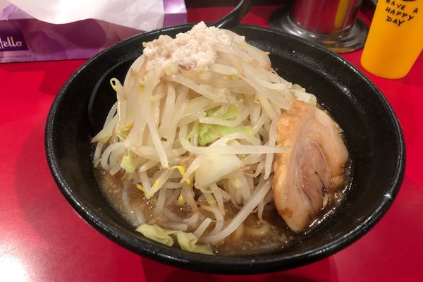 「ラーメン(200g)750円」@麺や 唯桜の写真