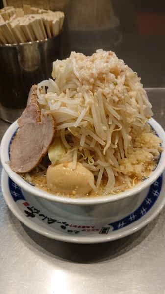 「ラーメン  野菜マシ  ニンニク  油  味玉」@らーめん大 大森店の写真