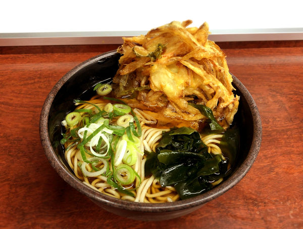 「天ぷらそば(410円)」@新田毎 秋葉原の写真