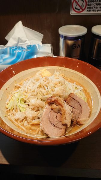 「大麺マシ 味噌山  ニンニク  油」@豚山 大森店の写真