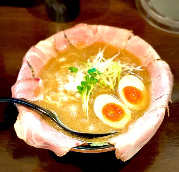 「魚豚骨ラーメン」@魚と豚と黒三兵の写真