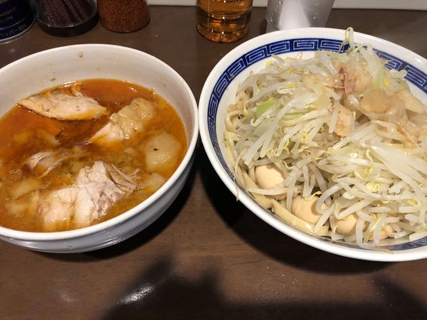 「つけ麺豚増しうずら ヤサイアブラ」@ラーメン ゼンゼンの写真