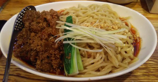 「[限定]汁なし担担麺」@麺屋 庄太 六浦本店の写真