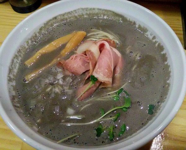 「[限定]濃厚煮干ラーメン」@煮干らーめん 紫乱の写真