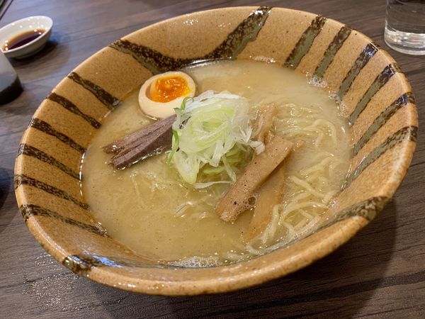 「塩ラーメン 鹿チャーシュー」@ジビエラーメン またぎの写真