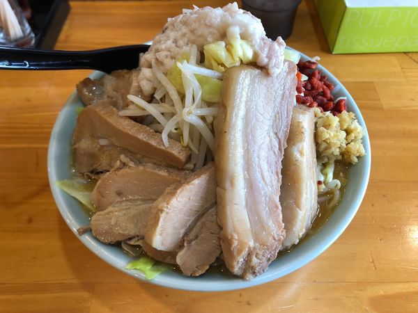 「らーめん+豚増し」@郎郎郎 八王子店の写真