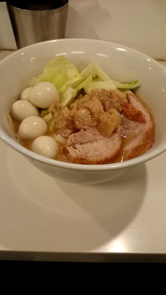 「ミニラーメン（７５０円）＋うずら（１３０円）」@ハイパーファットンの写真